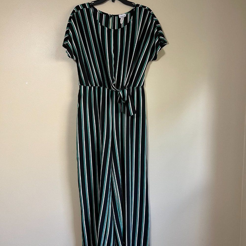 One more Thyme green & black jumpsuit L‎